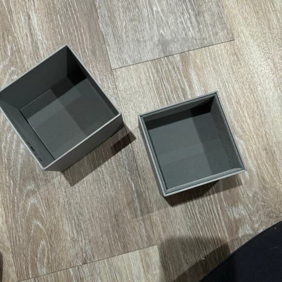 Balenciaga Square Grey Gift Box - Picture 3 of 3